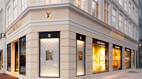 lv halstørklæde|Louis Vuitton Copenhague Store in Copenhagen K, .